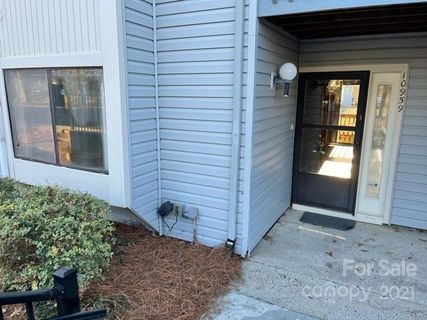 10959 Harrowfield Road