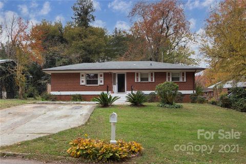 627 Wilbrown Circle sold home in Homestead Park, Charlotte, NC