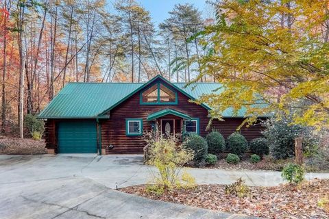 112 Dalton Court
