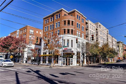 1315 East Boulevard 520