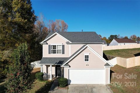 8252 Weeping Fig Lane