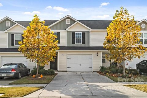 3306 Ellingford Road