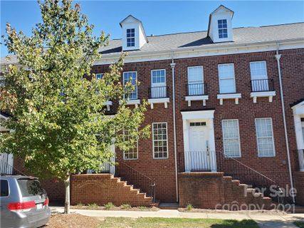 626 Old Meeting Way sold home in Davidson Gateway Townhomes, Davidson, NC
