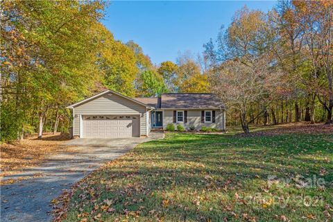 6506 Carmel Hills Drive sold home in Carmel Hills, Charlotte, NC