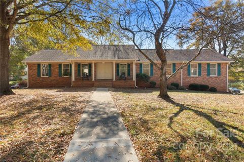 104 Sturbridge Drive