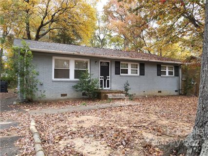 5809 Amberly Lane