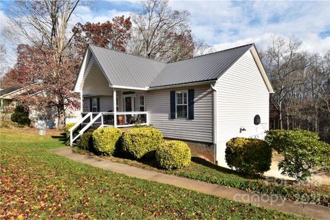 70 Collins Road sold home in Full View Estates, Marshall, NC