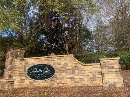 2124 Winthrop Chase Drive