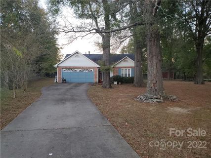 5104 Woody Knoll Court
