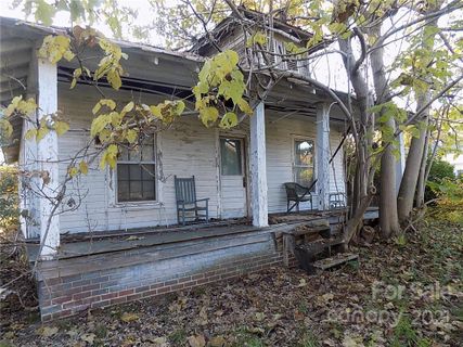 805 Woodlawn Street 69 sold home in Springwood Terrace, Belmont, NC