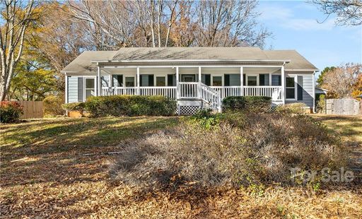 6309 Farmingdale Drive
