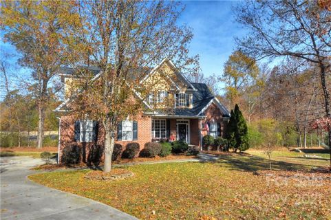 3409 Valdosta Court