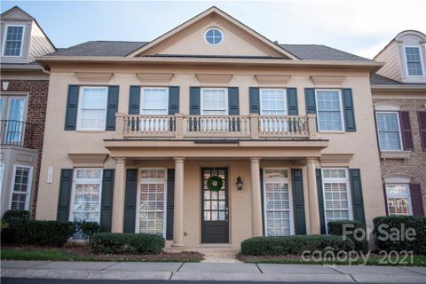 11809 Easthampton Circle