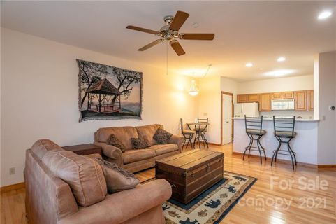 10 Stoney Falls Loop 4-103