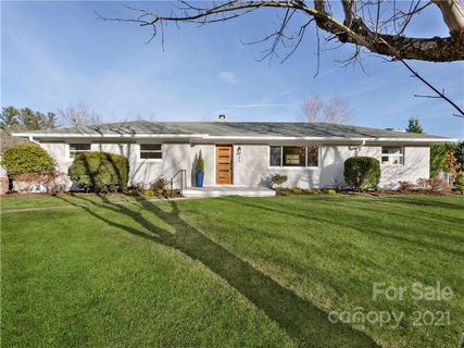 33 Willowbrook Road