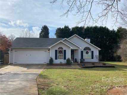 16639 Glenfurness Drive sold home in Norman Shores, Huntersville, NC