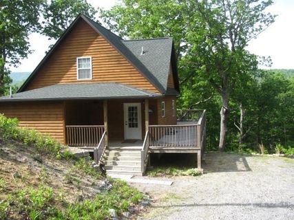 1052 Bear Creek Lane #5 sold home in Bear Creek, Saluda, NC