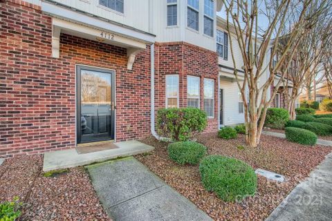 4112 Nw Kenton Glenn Court sold home in Kenton Glenn, Concord, NC