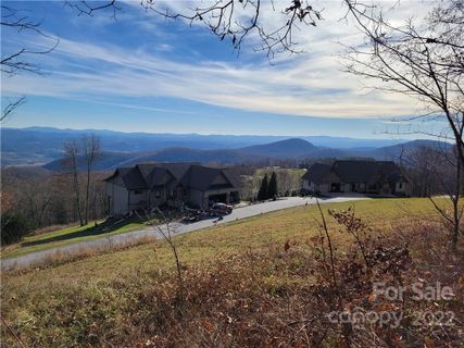 399 Summerset Drive