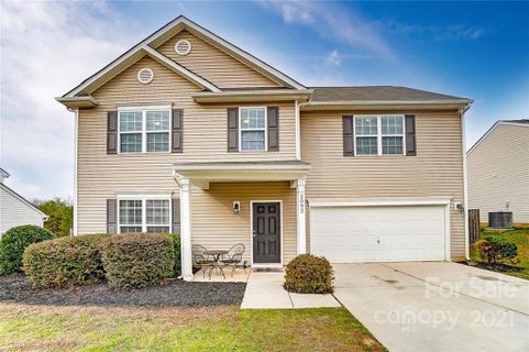 2092 Roscommon Drive