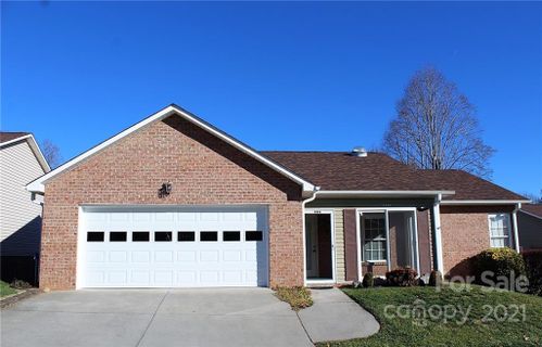 1293 Wexford Village Circle