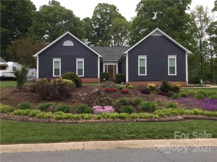2108 Colony Hill Drive