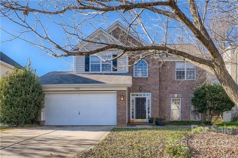 9415 Willow Tree Lane sold home in Fieldstone, Charlotte, NC