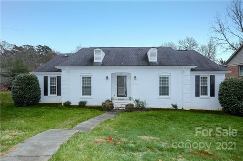 705 Walnut Point Drive