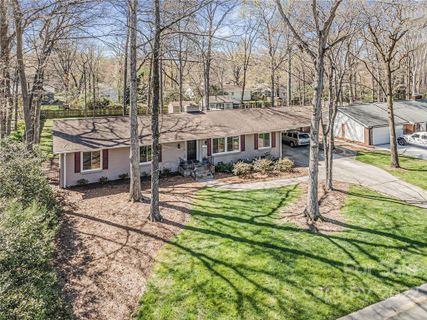 1018 Shady Bluff Drive