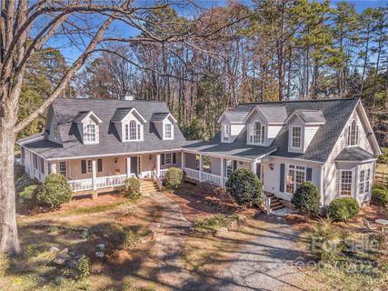 501 Shasta Lane