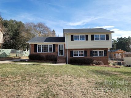409 Ashbrook Road sold home in Rolling Hills, Salisbury, NC