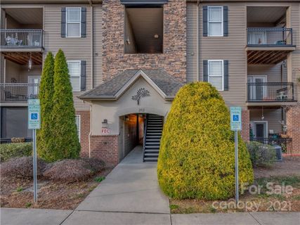 202 Brickton Village Circle 102