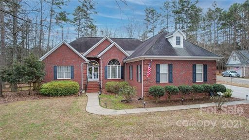 1505 Heather Lane