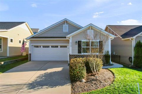 4755 Looking Glass Trail