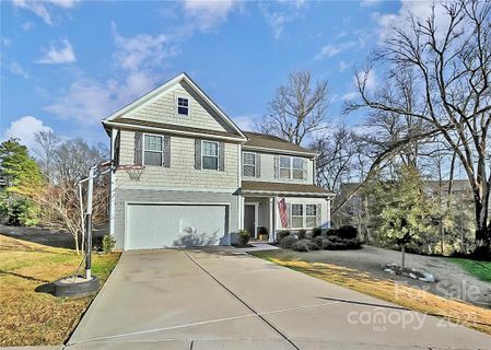 2437 Grinstead Court