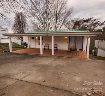 324 Mount View Drive