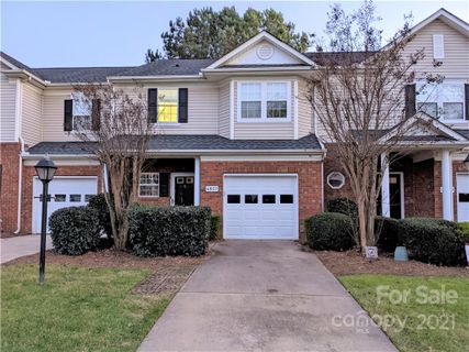 4807 Cottage Oaks Drive