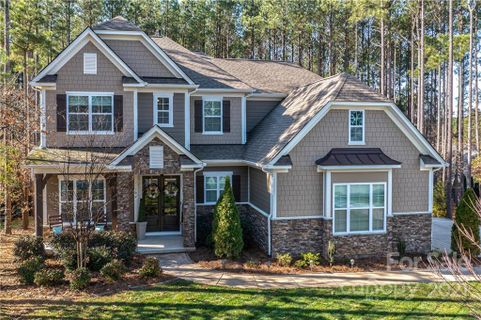 104 Heron Cove Drive
