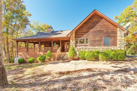 10 Laurel Cottage Lane sold home in Laurel Mountain Preserve, Black Mountain, NC