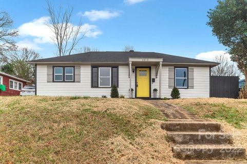 2012 Double Oaks Road sold home in Double Oaks, Charlotte, NC