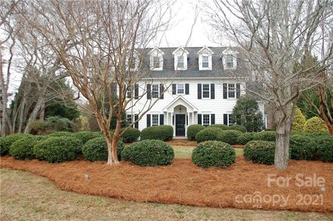 2423 Greenbrook Parkway sold home in Providence Woods South, Weddington, NC