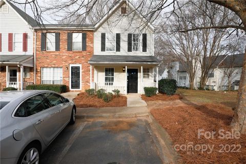 6231 Windsor Gate Lane