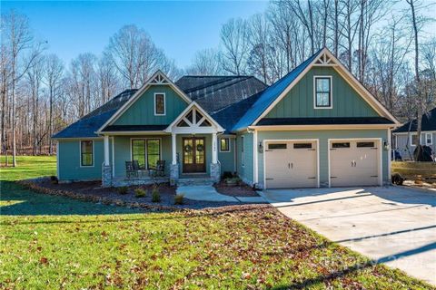 Previously sold for $664,000