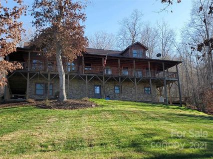 207 Wildflower Way sold home in The Views at Woodland Hills, Marion, NC