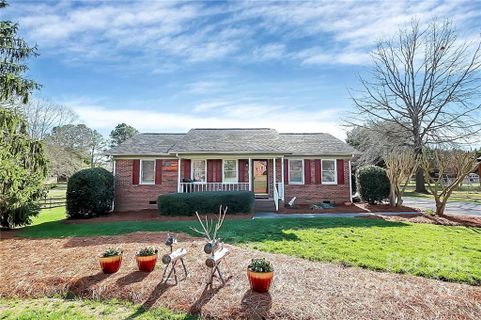 2513 Foxworth Drive