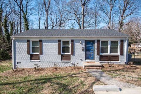 3821 Dunwoody Drive