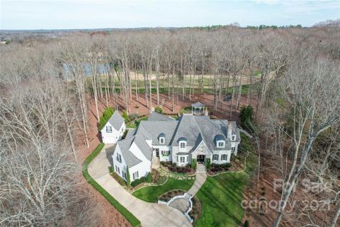513 Kingsdown Court