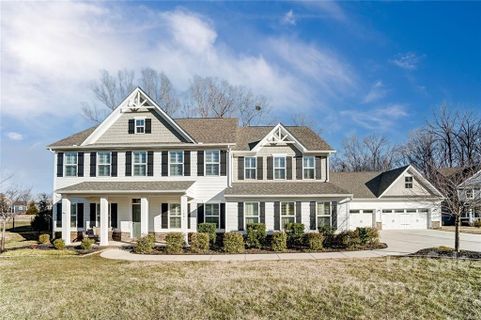 1001 Brookmeade Drive sold home in Brookmeade, Waxhaw, NC