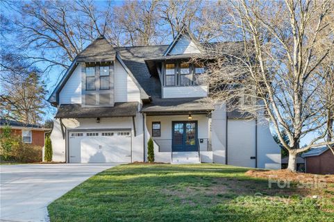 1009 Goshen Place