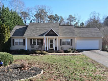 2112 Redberry Lane sold home in Strawberry Fields, Conover, NC